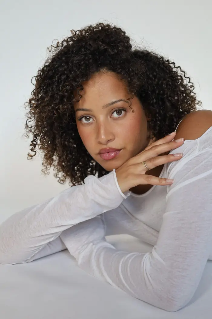 Candle, Deely Creators model