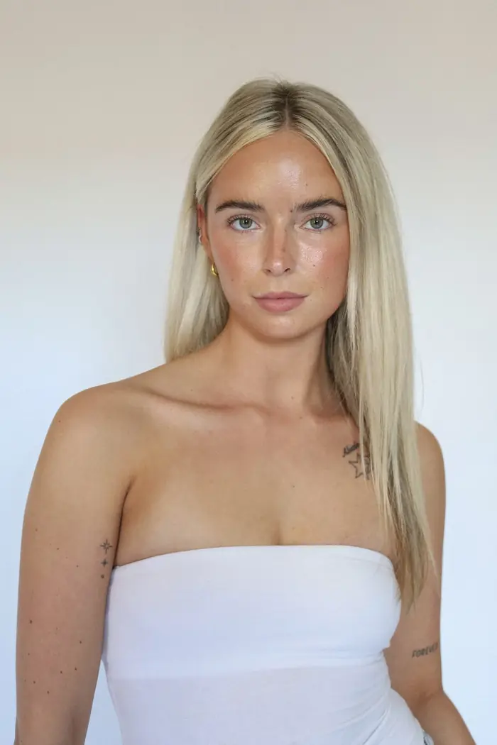 Esmay, studio photograph for Deely Creators
