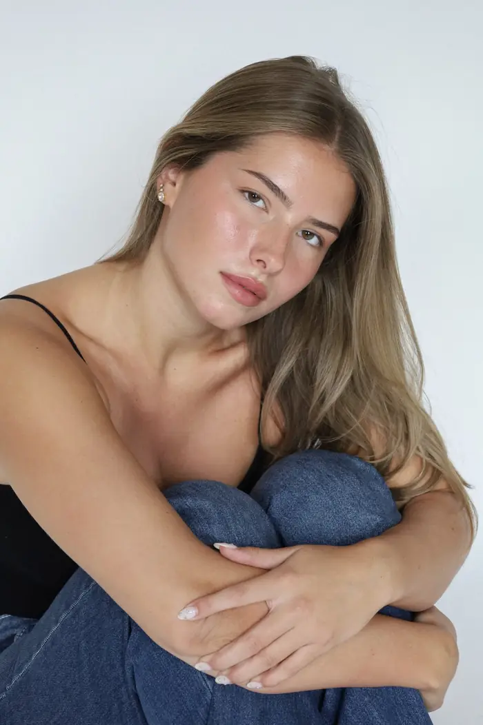 Joy, studio photograph for Deely Creators