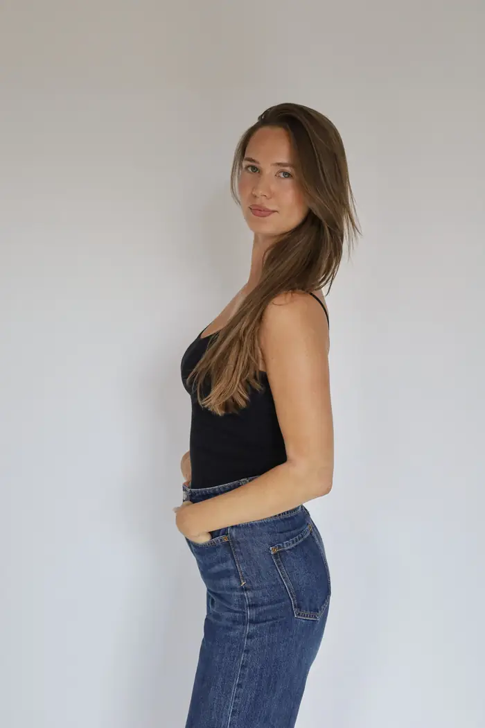 Majka, studio photograph for Deely Creators