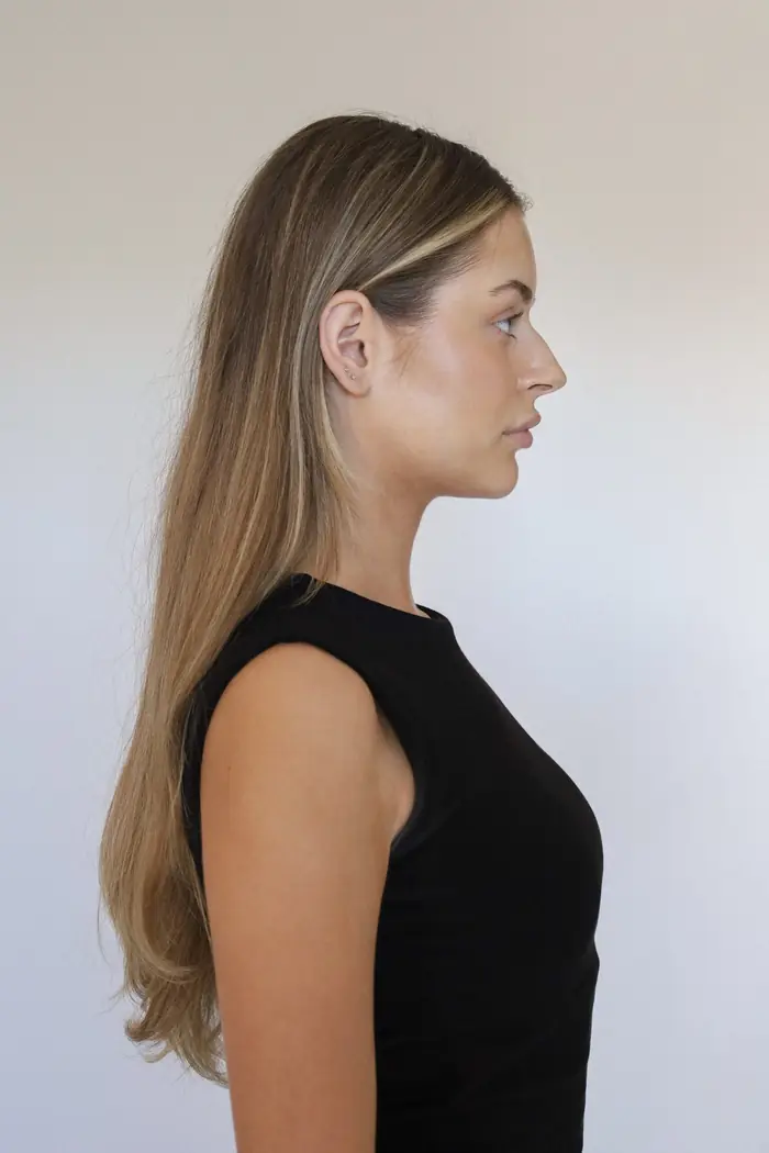 Natália, studio photograph for Deely Creators