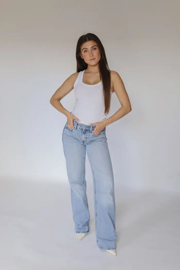 Tara, studio photograph for Deely Creators
