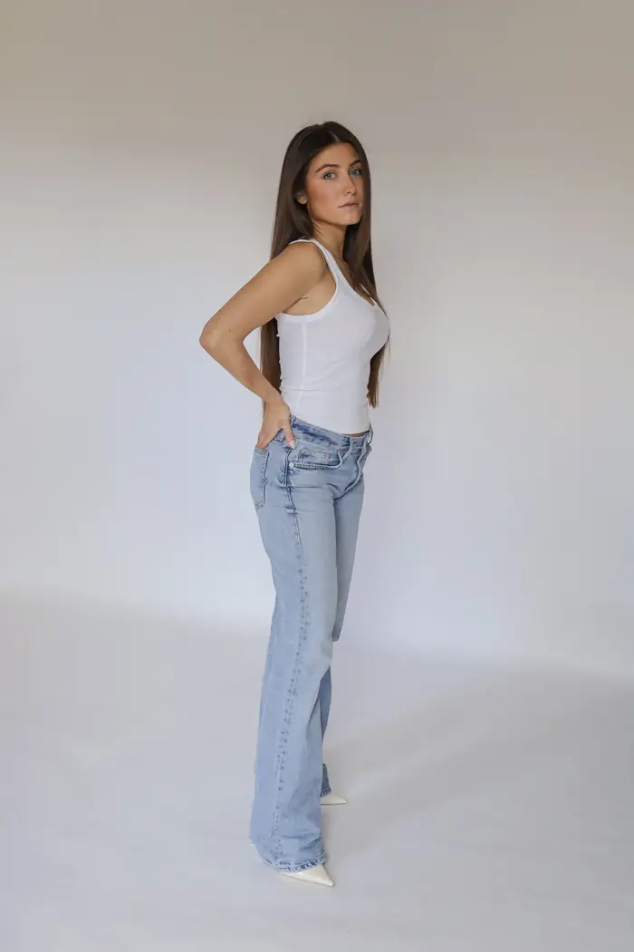 Tara, studio photograph for Deely Creators